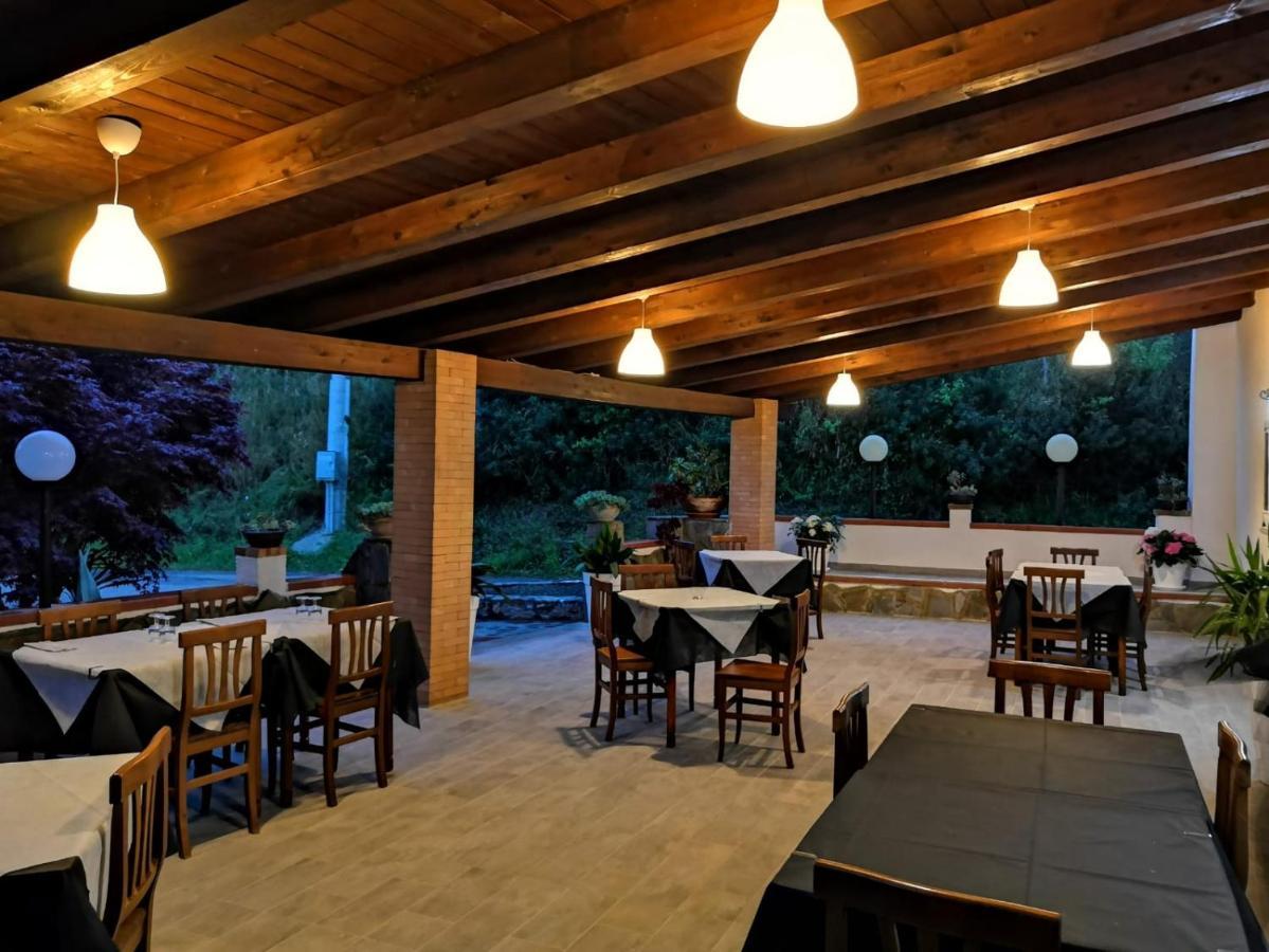 Il Ruscello Bed & Breakfast San Severino ภายนอก รูปภาพ